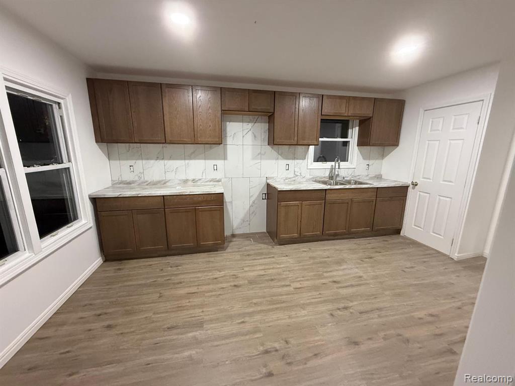 7805 Faust Avenue, Detroit, MI 48228 — Photo 13