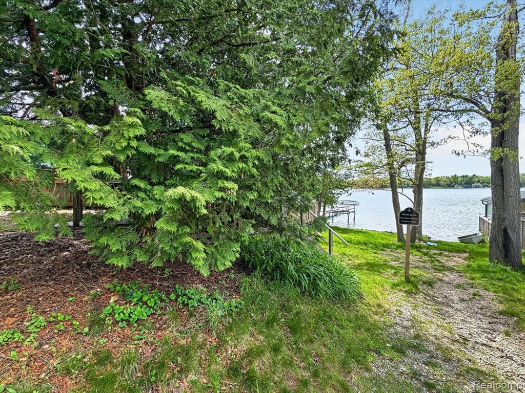 2086 Miles Road, Lapeer, MI 48446 — Photo 58