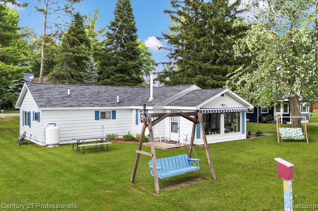 5980 Birchwood Drive, Hale, MI 48739 — Photo 3