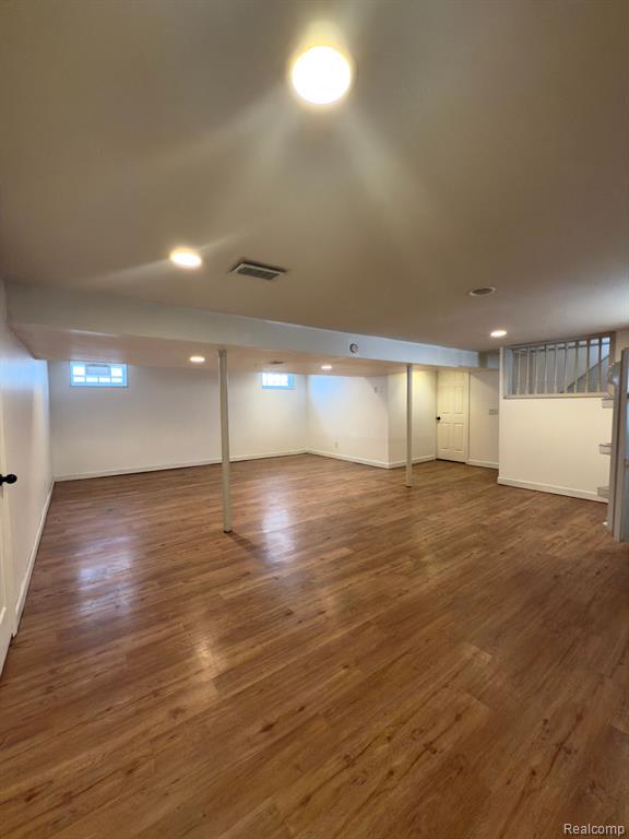 7402 COLONIAL Street, Dearborn Heights, MI 48127 — Photo 22