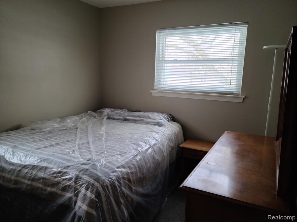 9242 PANAMA Avenue, Ypsilanti, MI 48198 — Photo 36