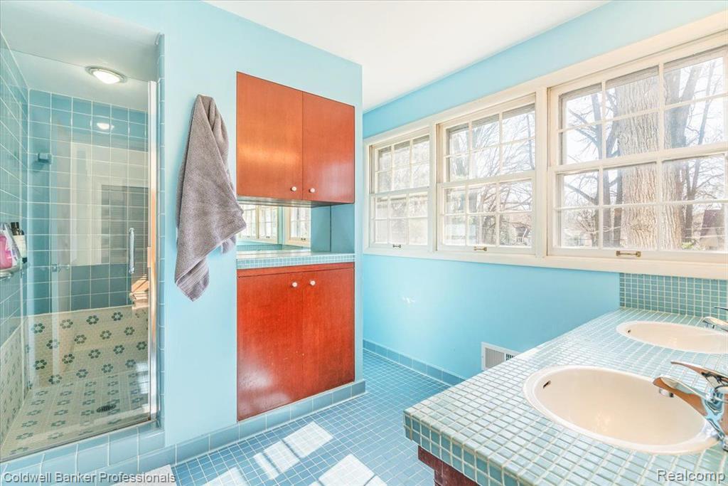 1303 Westmoorland Street E, Ypsilanti, MI 48198 — Photo 40