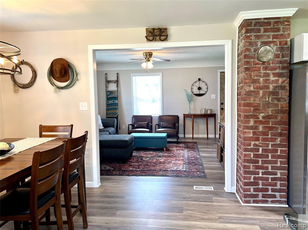 51470 Washington Street, New Baltimore, MI 48047 — Photo 8