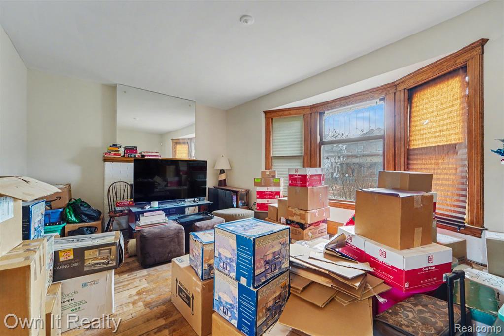 195 Massachusetts Street, Highland Park, MI 48203 — Photo 9