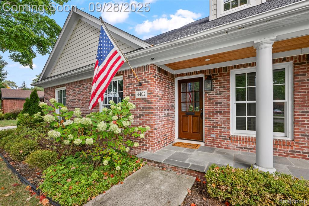 4402 Arlington Drive, Royal Oak, MI 48073 — Photo 4