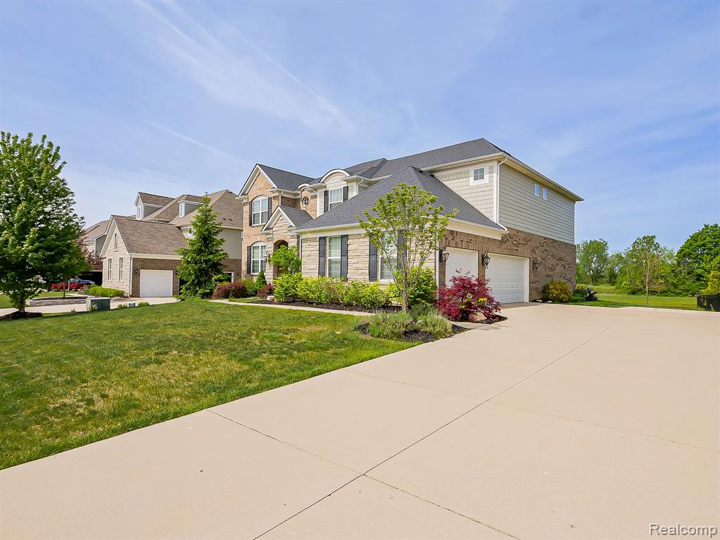 24503 Scenic Drive, South Lyon, MI 48178 — Photo 64