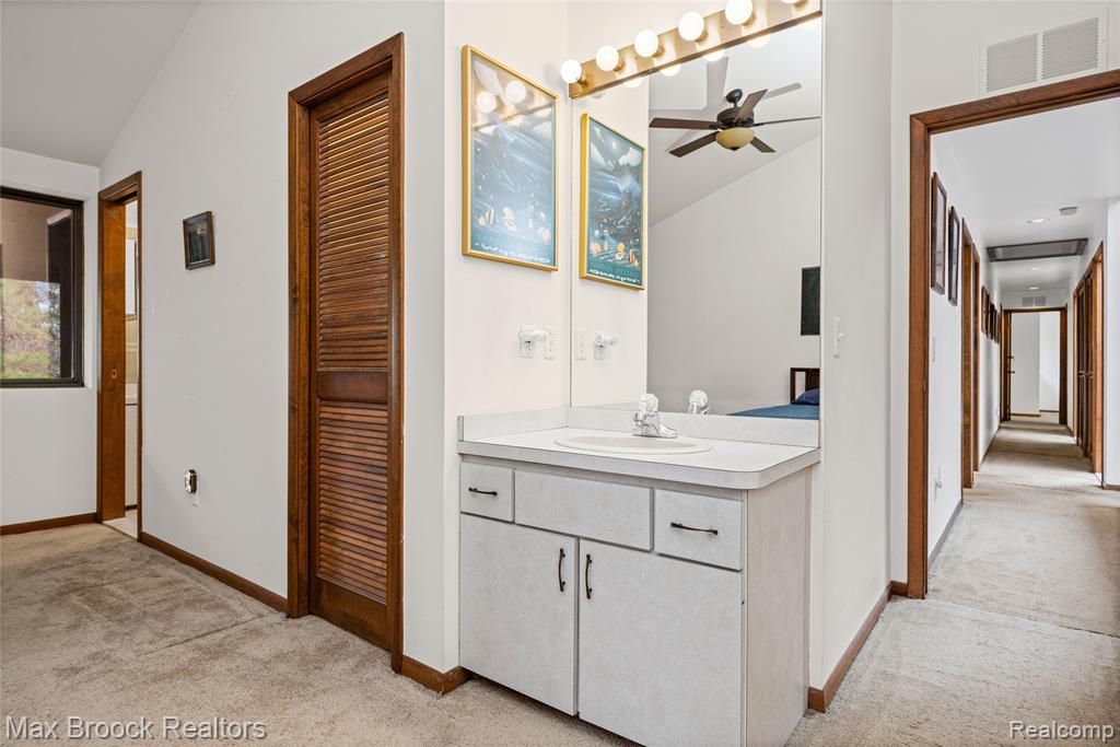 32674 Bingham Lane, Bingham Farms, MI 48025 — Photo 36