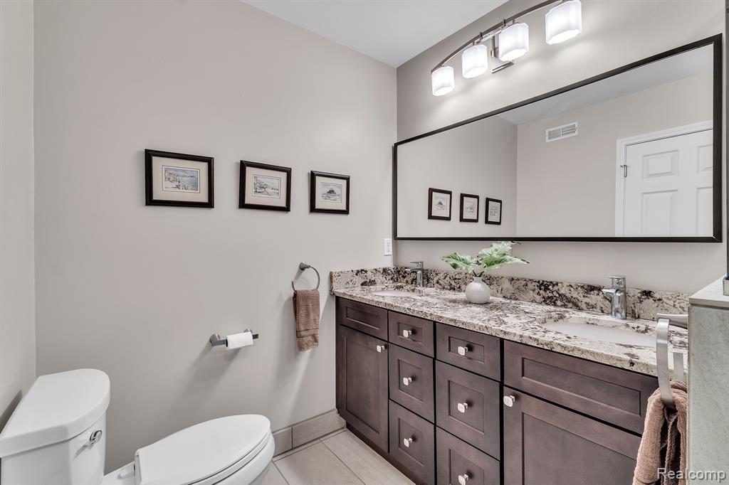4788 WINDSWEPT Drive, Milford, MI 48380 — Photo 47