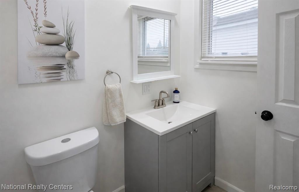 523 N Pine Street, Evart, MI 49631 — Photo 17