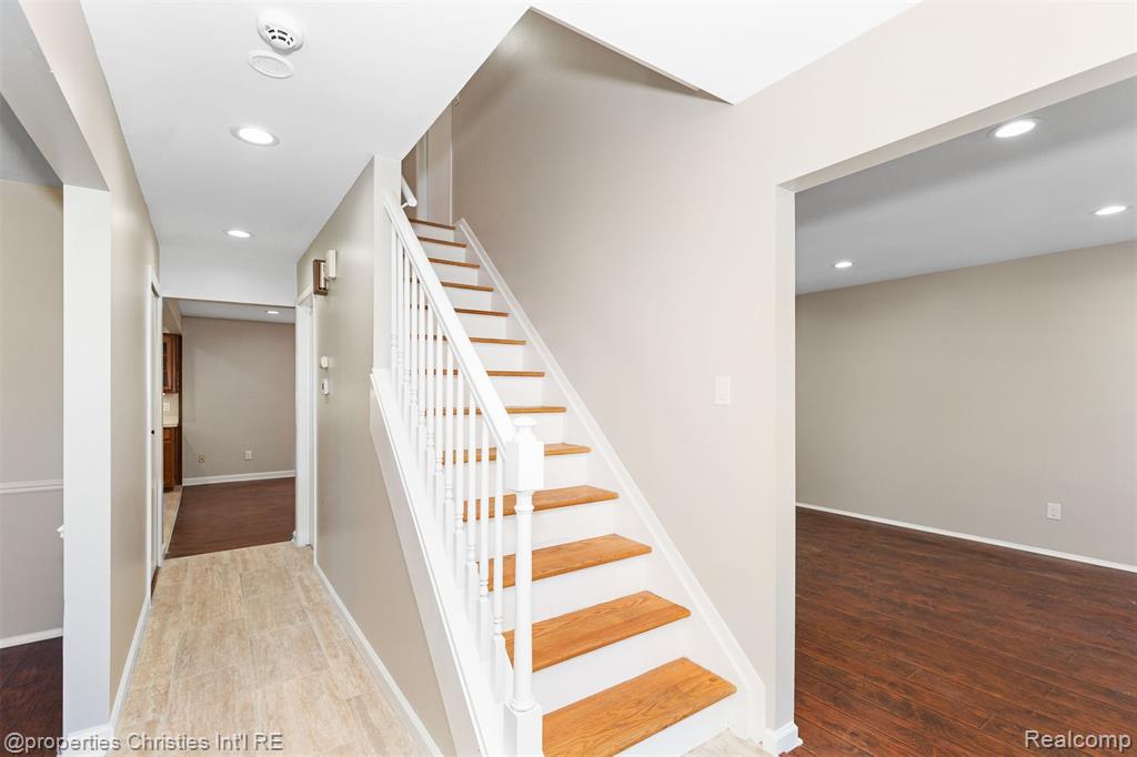 4027 Old Dominion Drive, West Bloomfield, MI 48323 — Photo 10
