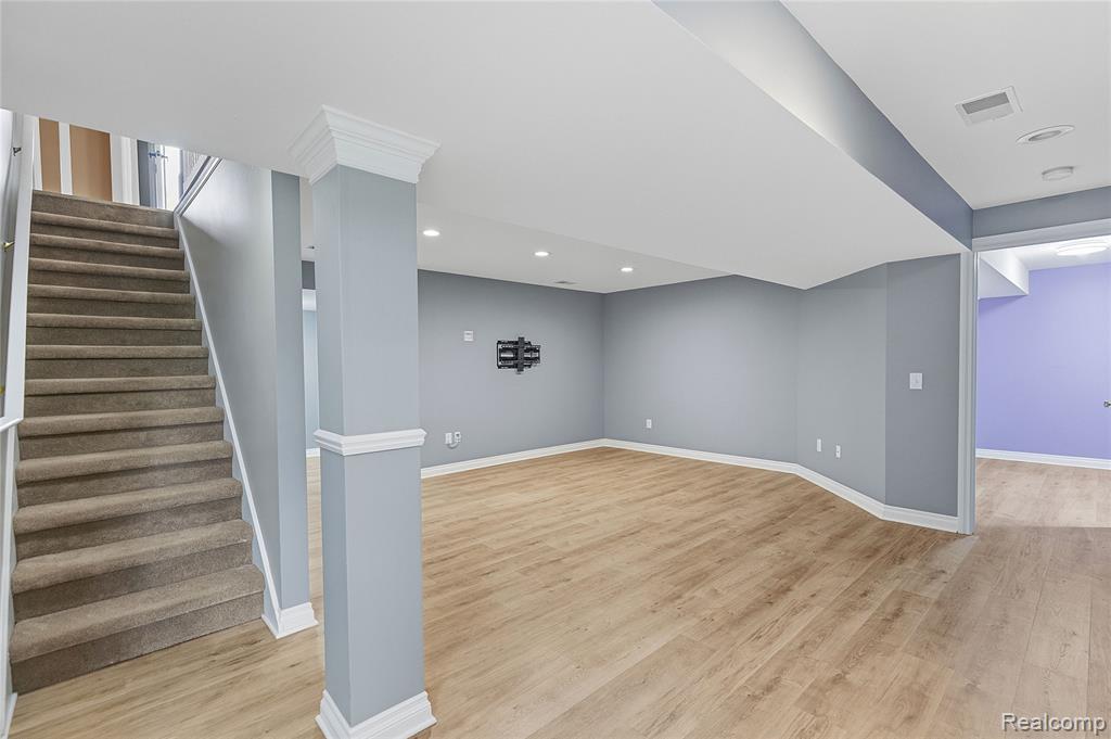1171 Creekside Court, Burton, MI 48509 — Photo 22