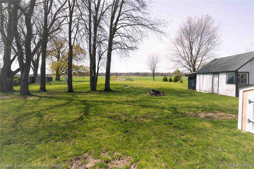 5017 NORTH Road, MI 48049 — Photo 8
