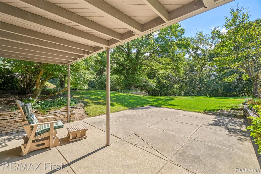 4415 Chisholm Trail, Bloomfield Hills, MI 48301 — Photo 46