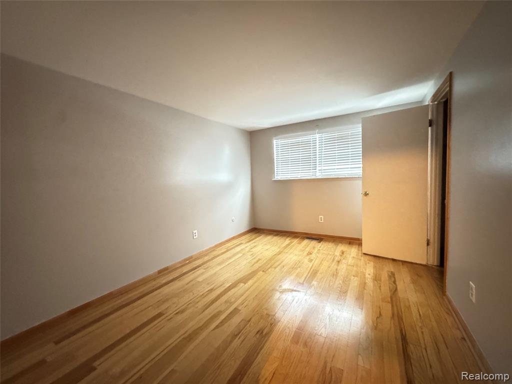 6958 Harvard Lane, Canton, MI 48187 — Photo 17