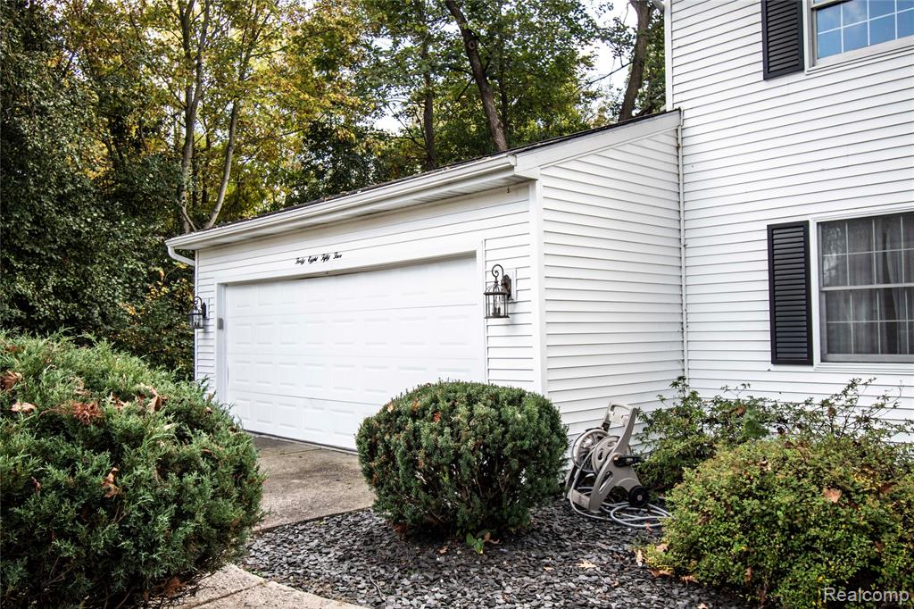 4855 N Arboretum Drive, Saginaw, MI 48638 — Photo 3