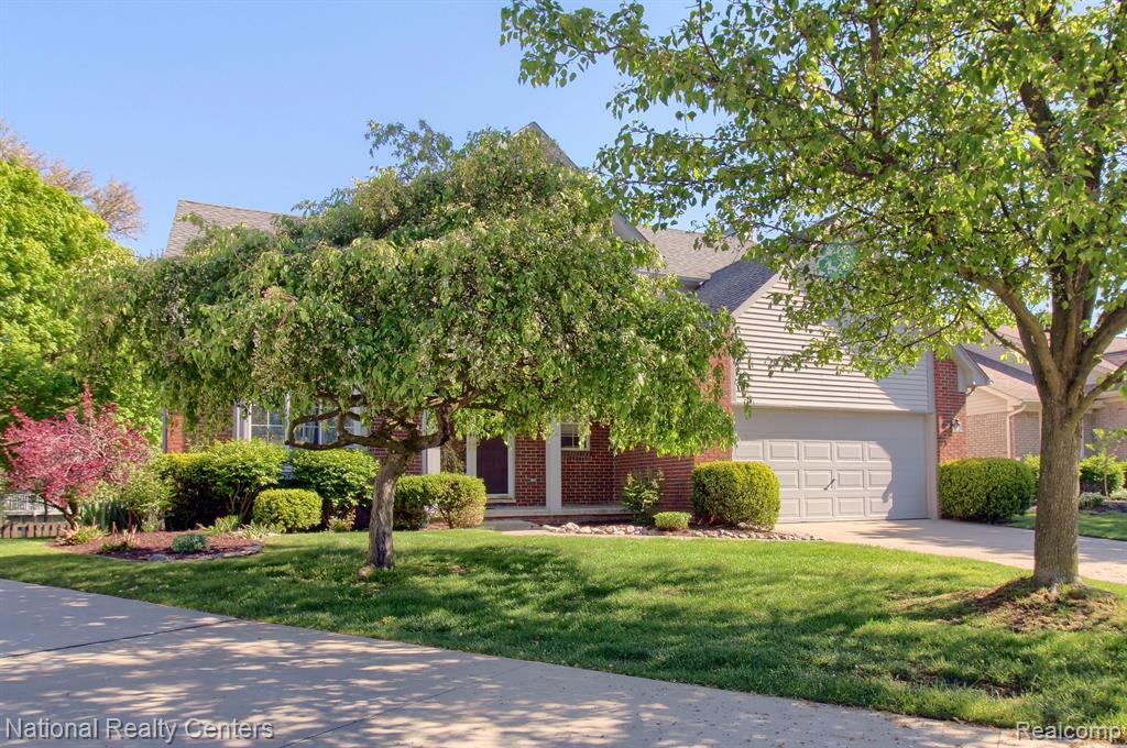 40630 Brecken Ridge Lane, Plymouth, MI 48170 — Photo 2