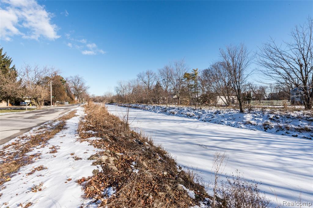 5697 Venice Road, Newport, MI 48166 — Photo 27