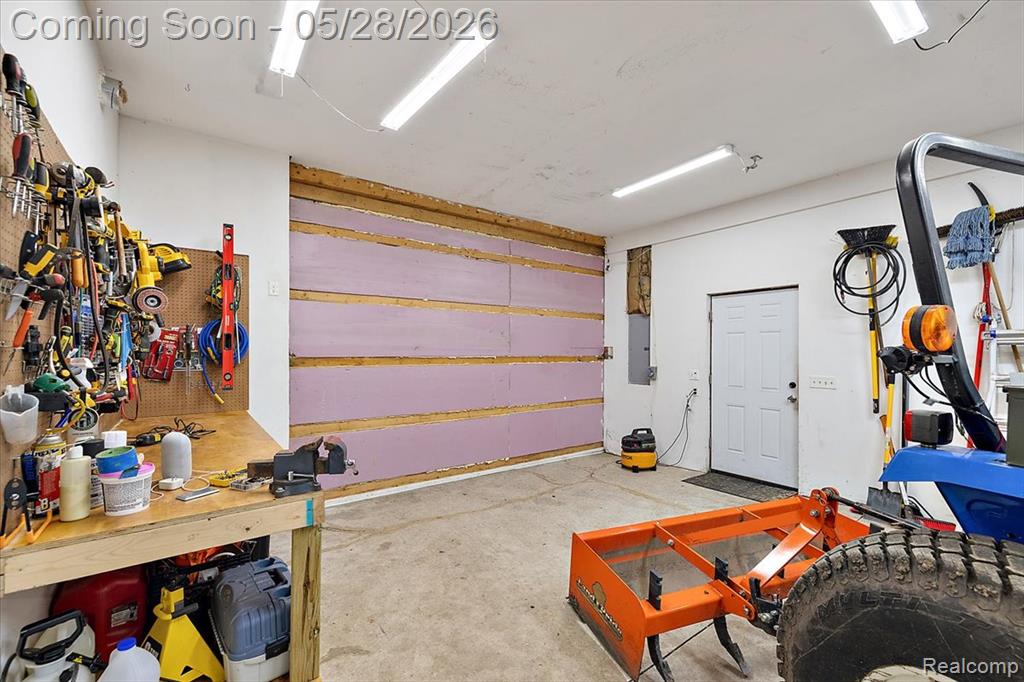 501 Cedarwood Street, Oxford, MI 48371 — Photo 67