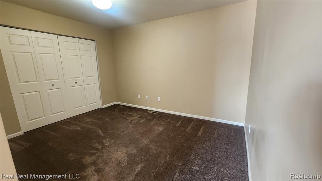 6146 Lone Oak Circle, Grand Blanc, MI 48439 — Photo 25