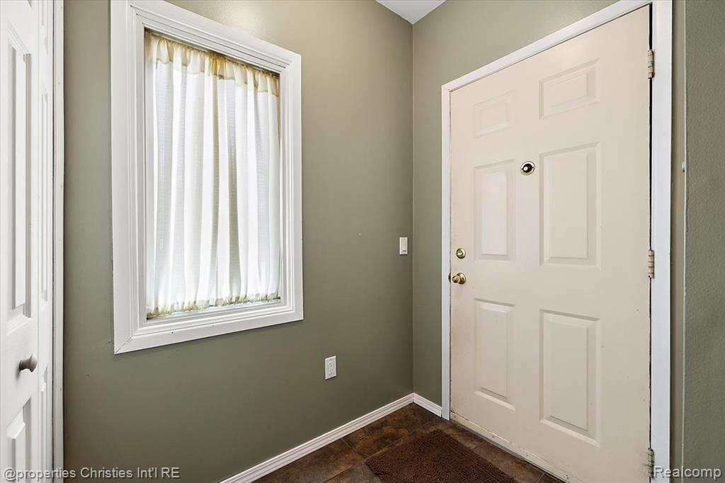42737 Steepleview Court, Northville, MI 48168 — Photo 11