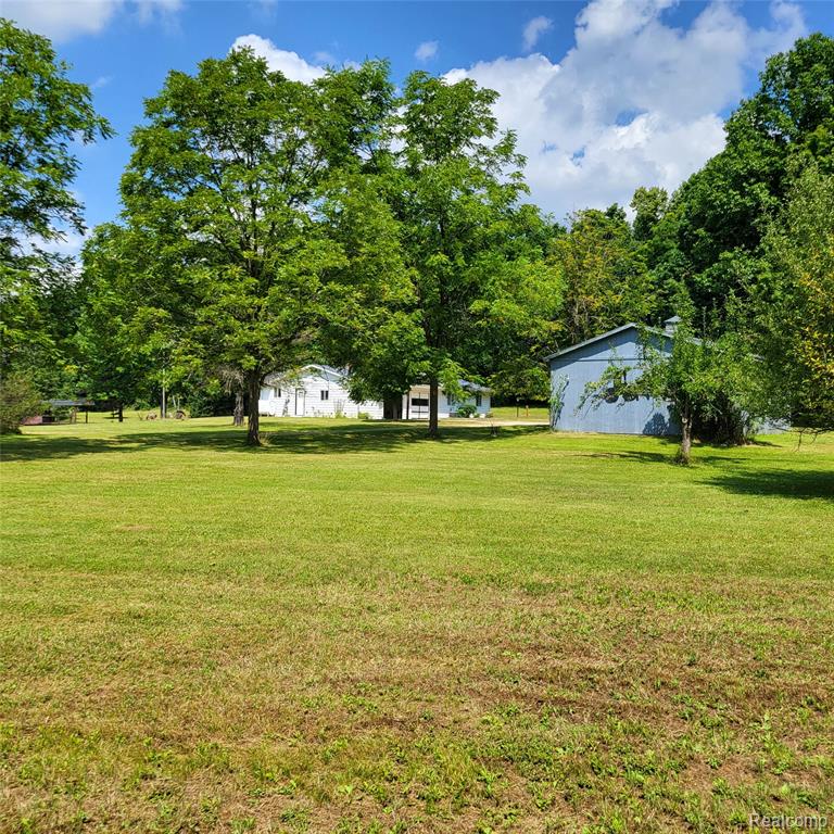 5060 Pinecone Drive, Lapeer, MI 48446 — Photo 29