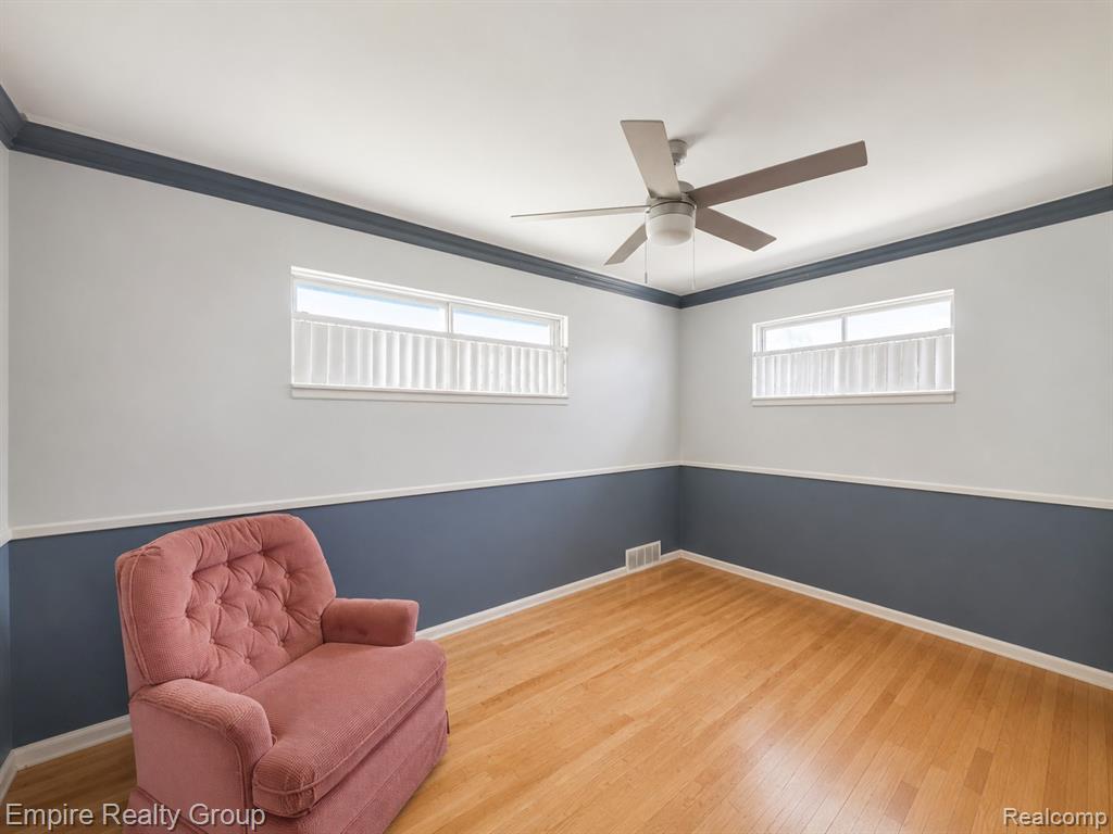 905 N Esplanade Street, Mount Clemens, MI 48043 — Photo 11