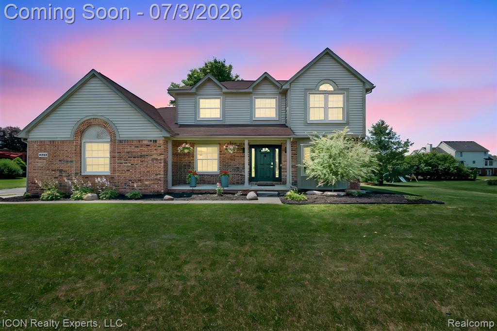 11016 Pembrooke Circle, South Lyon, MI 48178