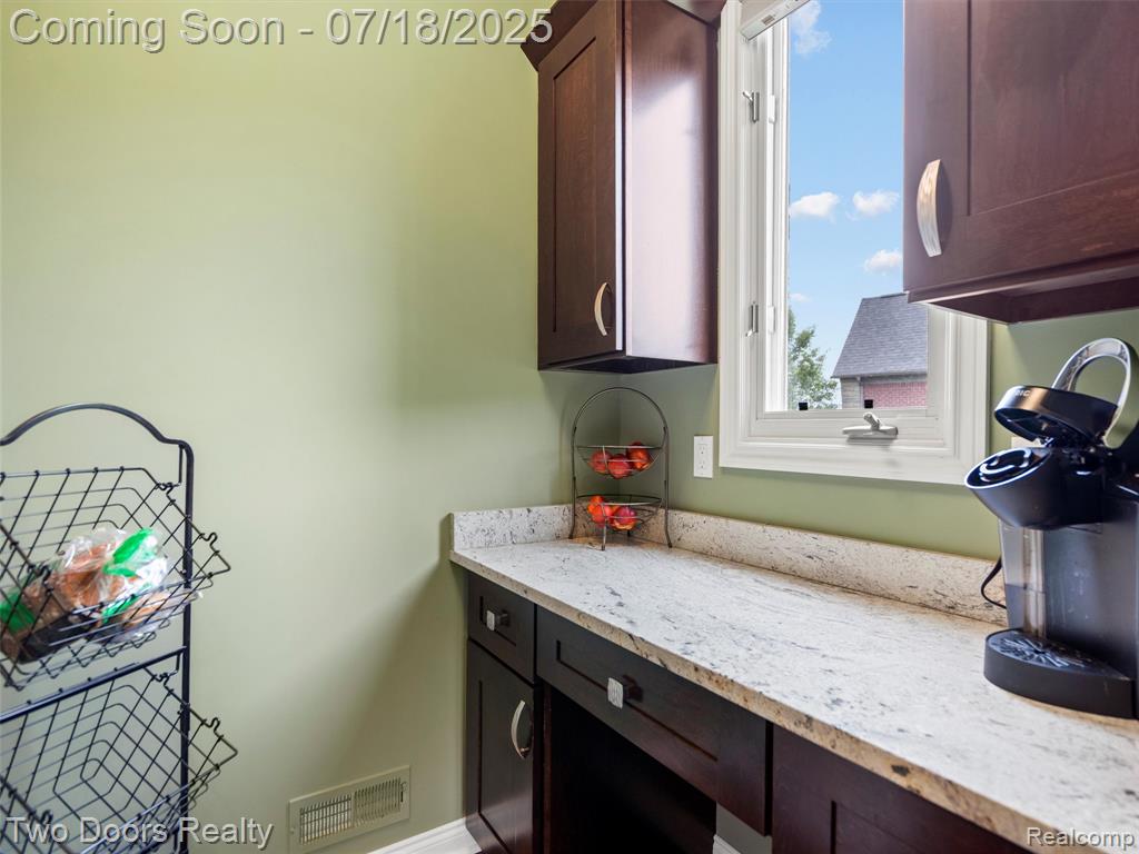 3551 Royal Berkshire Lane, Oakland, MI — Photo 27
