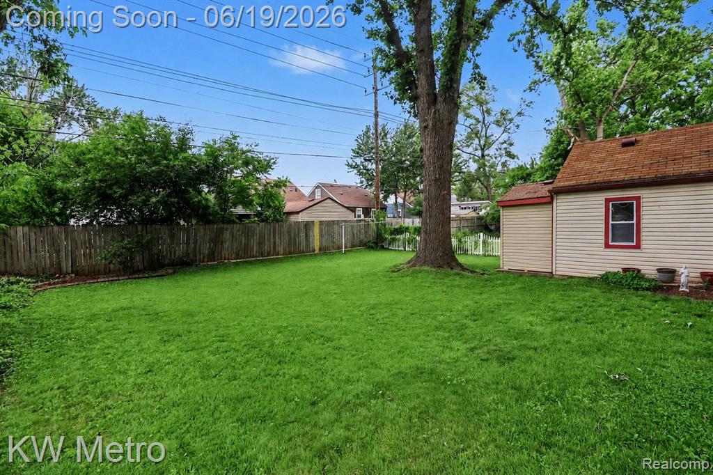 2815 Ellwood Avenue, Berkley, MI 48072 — Photo 39