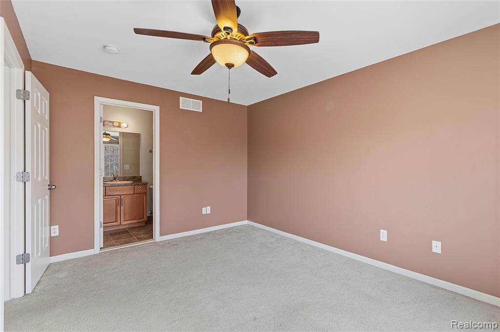 53106 Celtic Drive, Utica, MI 48315 — Photo 19