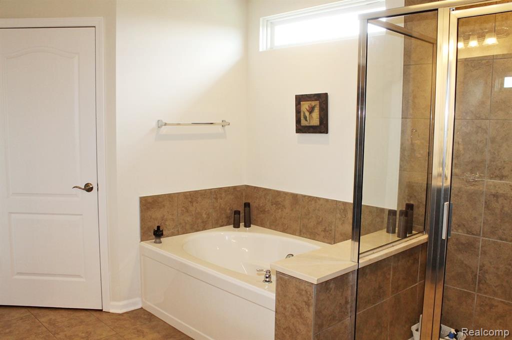 860 Backshore Drive, Canton, MI 48187 — Photo 55