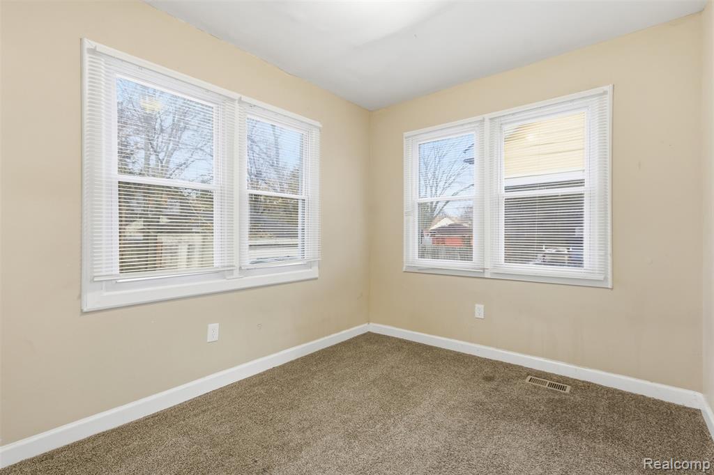 5583 Nottingham Road, Detroit, MI 48224 — Photo 9
