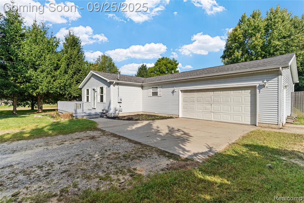 2085 Byrnes Drive, Clio, MI 48420 — Photo 3