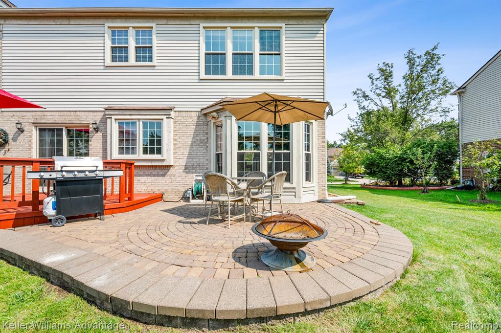 44708 FENWICK Drive, Canton, MI 48188 — Photo 30