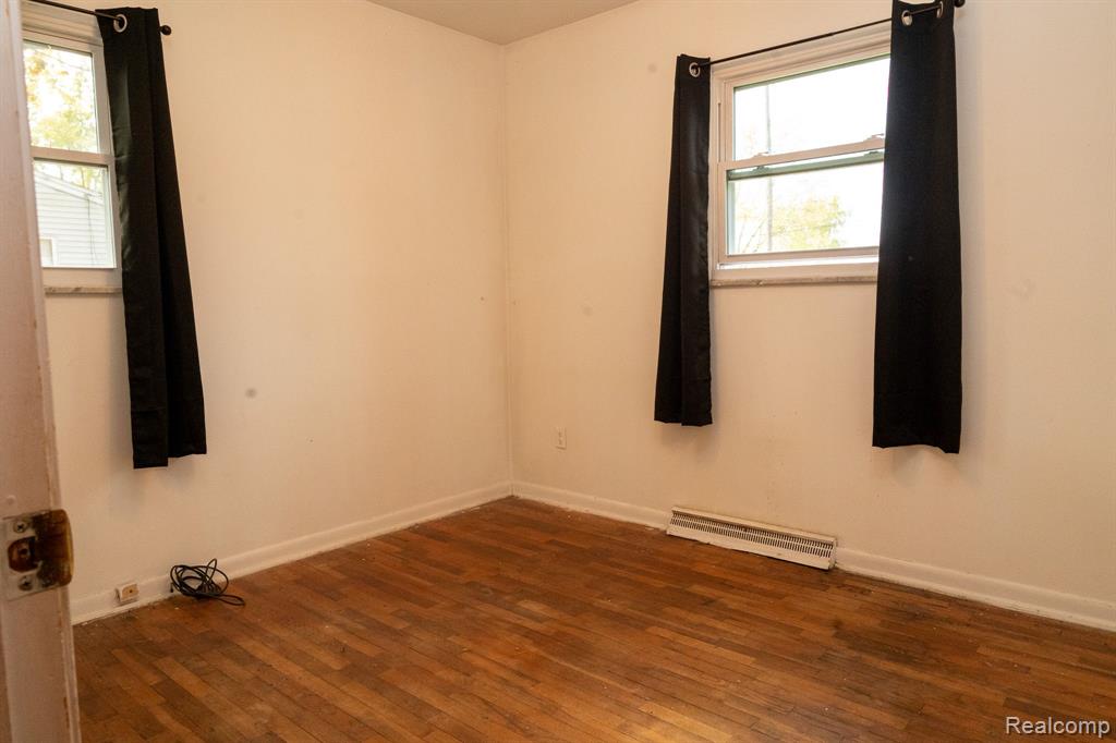 4480 TILLIE Drive, Flint, MI 48504 — Photo 7