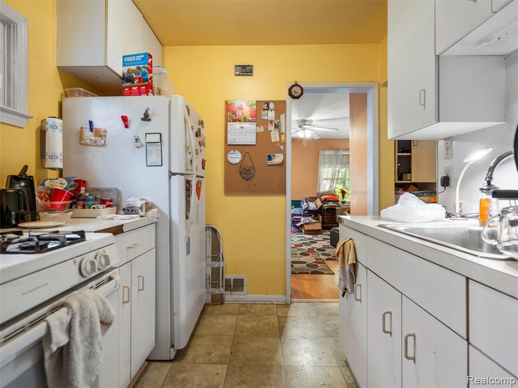546 KENSINGTON, Ferndale, MI 48220 — Photo 15