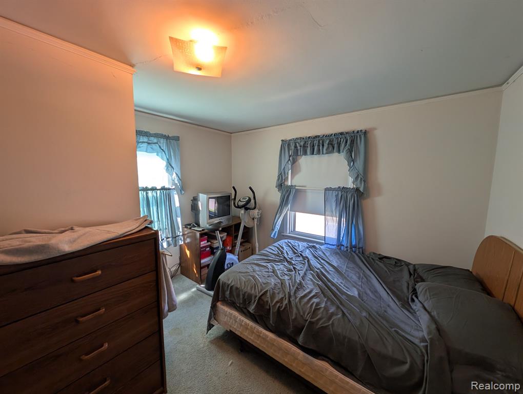 9864 E OUTER Drive, Detroit, MI 48224 — Photo 19