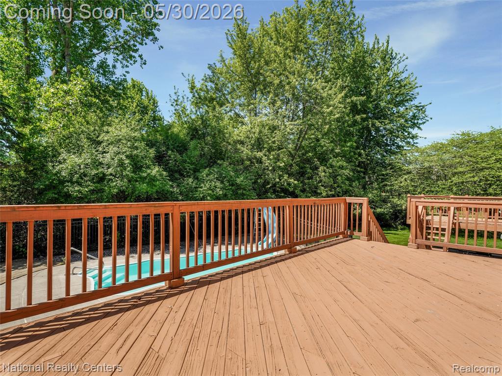 47245 N Pointe Drive, Canton, MI 48187 — Photo 48