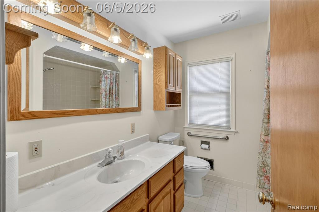 9825 Becker Avenue, Allen Park, MI 48101 — Photo 20