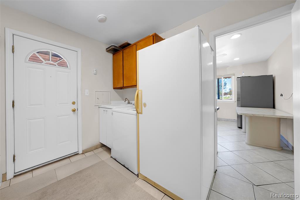 13341 Albany Street, Oak Park, MI 48237 — Photo 13