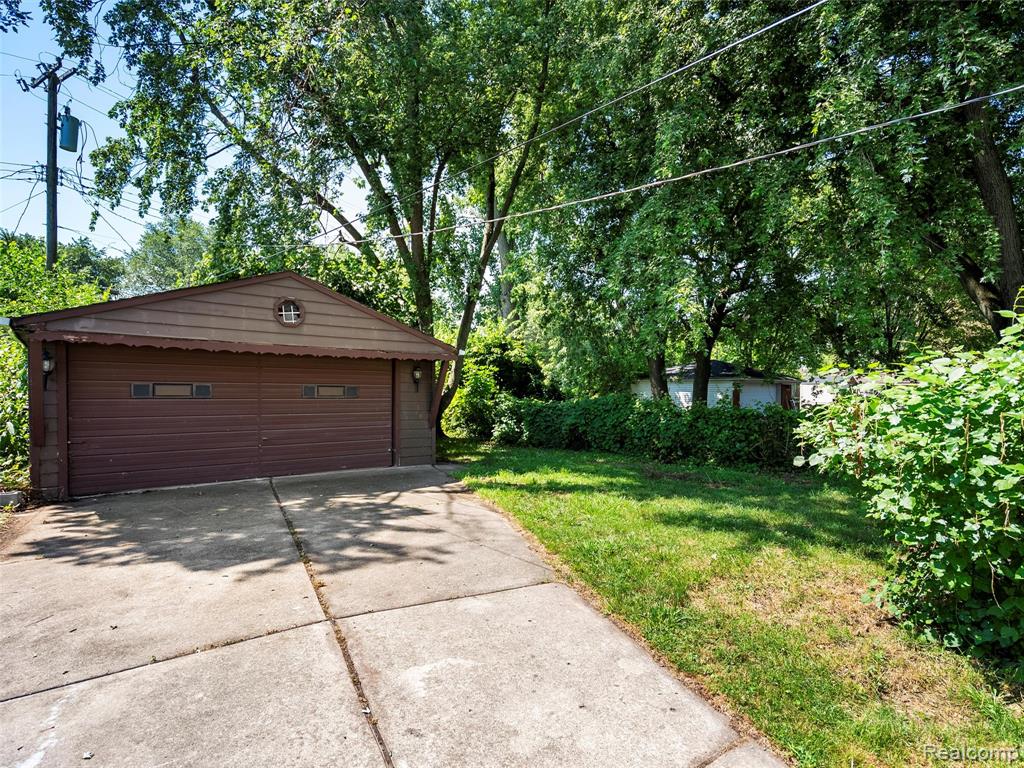 7472 Sloan Street, Taylor, MI 48180 — Photo 24