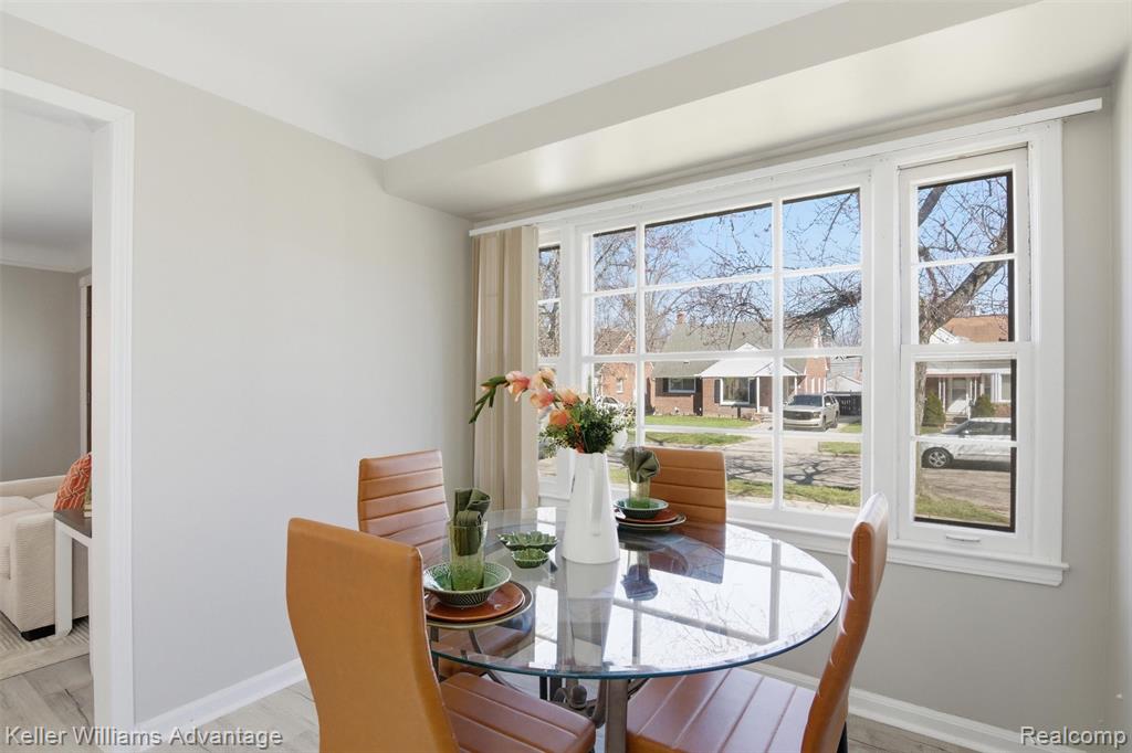 9981 Hazelton, Redford, MI 48239 — Photo 10