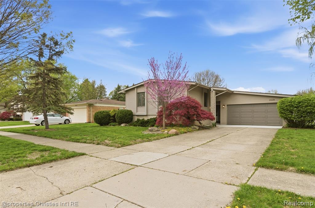 2629 Coral Drive, Troy, MI 48085 — Photo 2