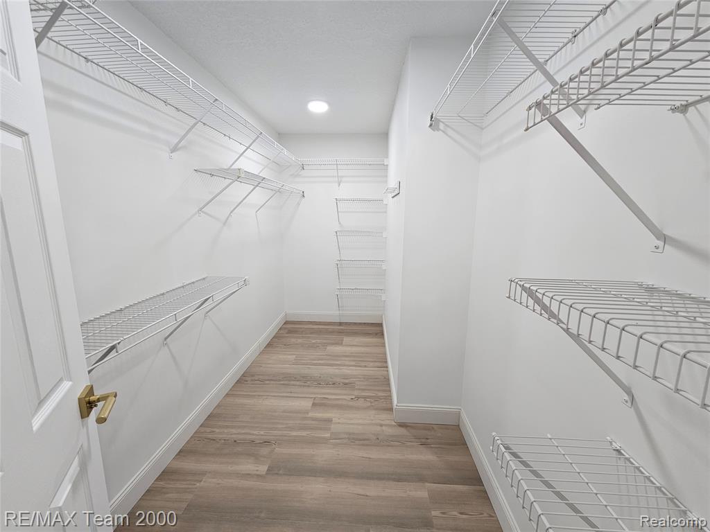 23237 Evan Court, New Boston, MI 48164 — Photo 32