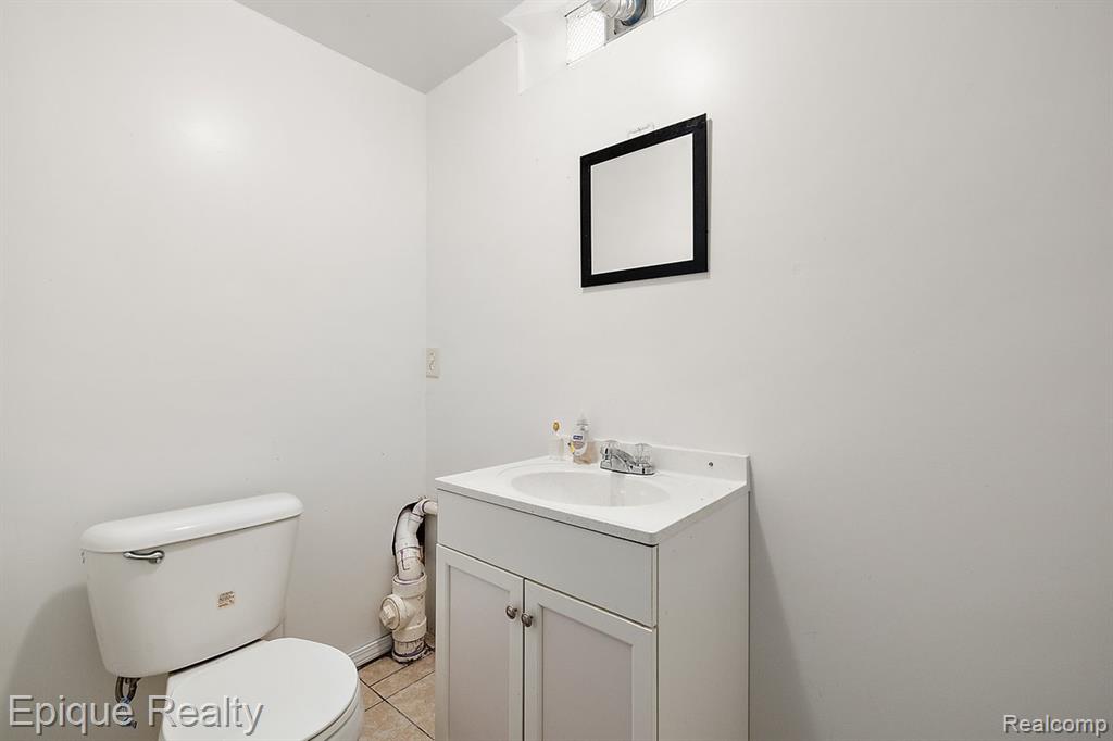 4527 Rochester Road, Troy, MI 48085 — Photo 63