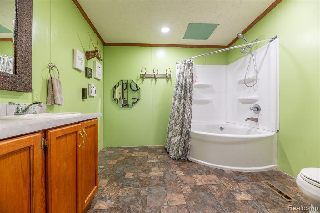 5373 MERTZ Road, Mayville Vlg, MI 48744 — Photo 25