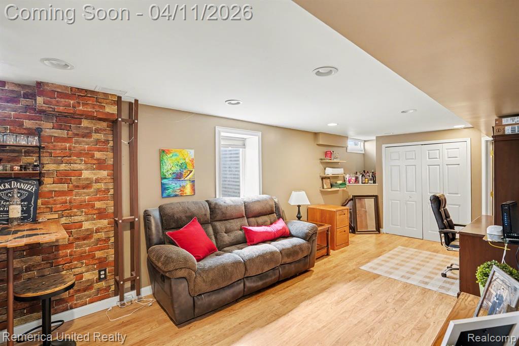 959 S Parkwood Drive, South Lyon, MI 48178 — Photo 19