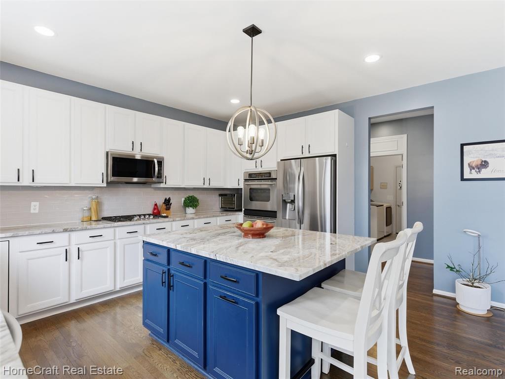 6031 BALMORAL Way, Commerce Twp, MI 48382 — Photo 13