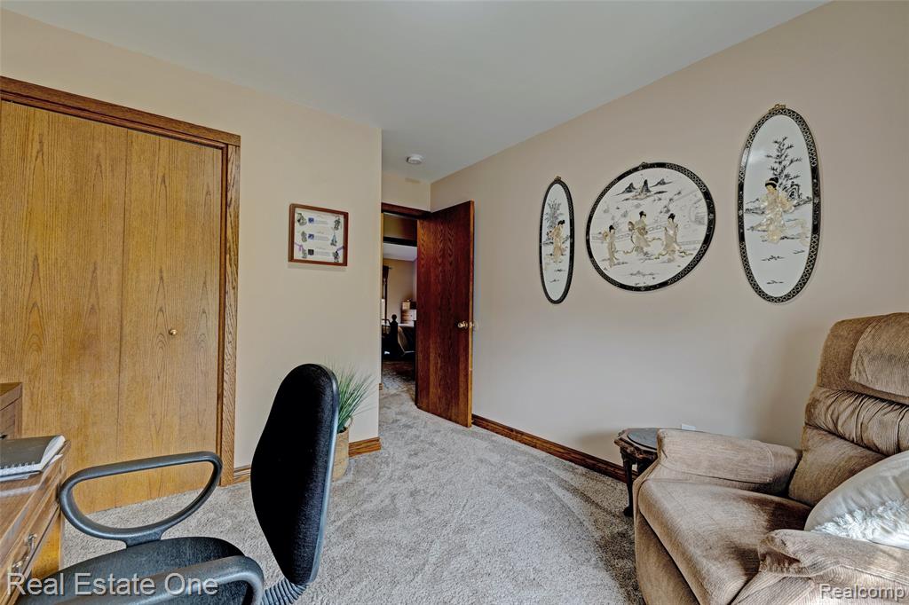 5899 Cobblestone Drive, Almont, MI 48461 — Photo 13