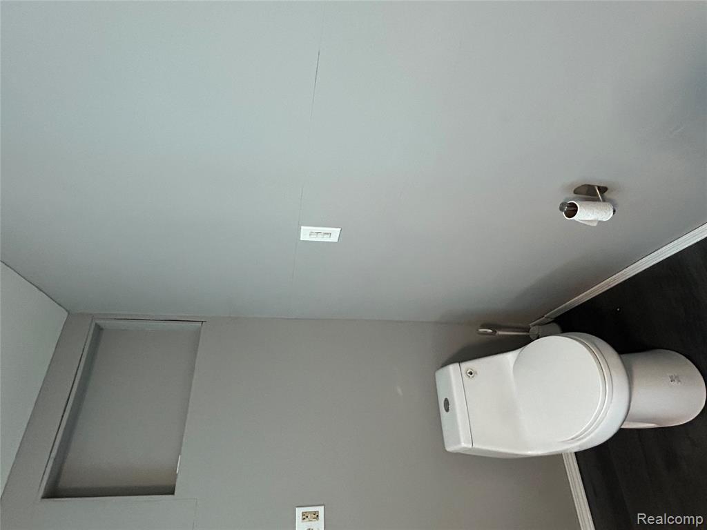 7004 Orchard Avenue, Warren, MI 48091 — Photo 31
